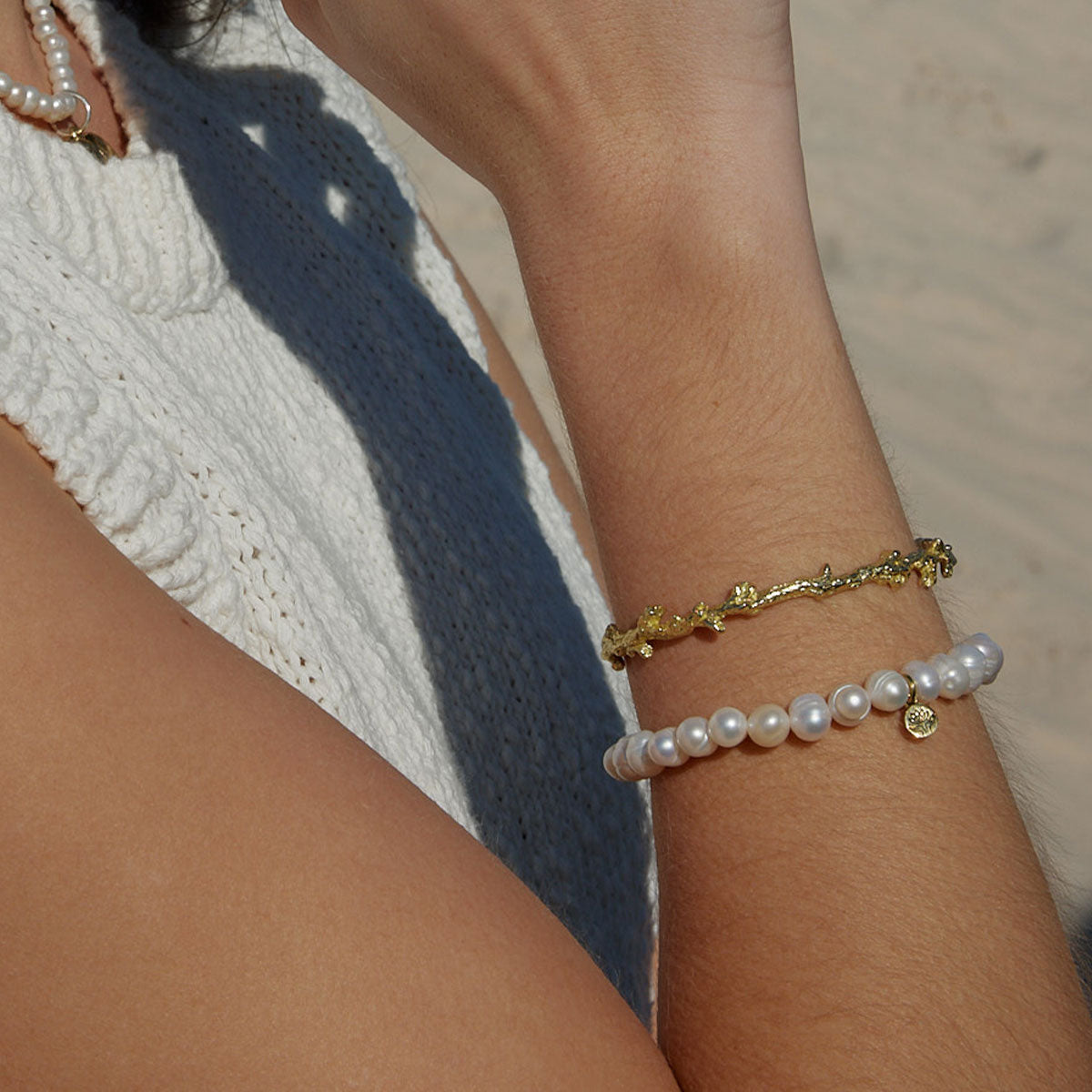 Coral protection bangle (adjustable)