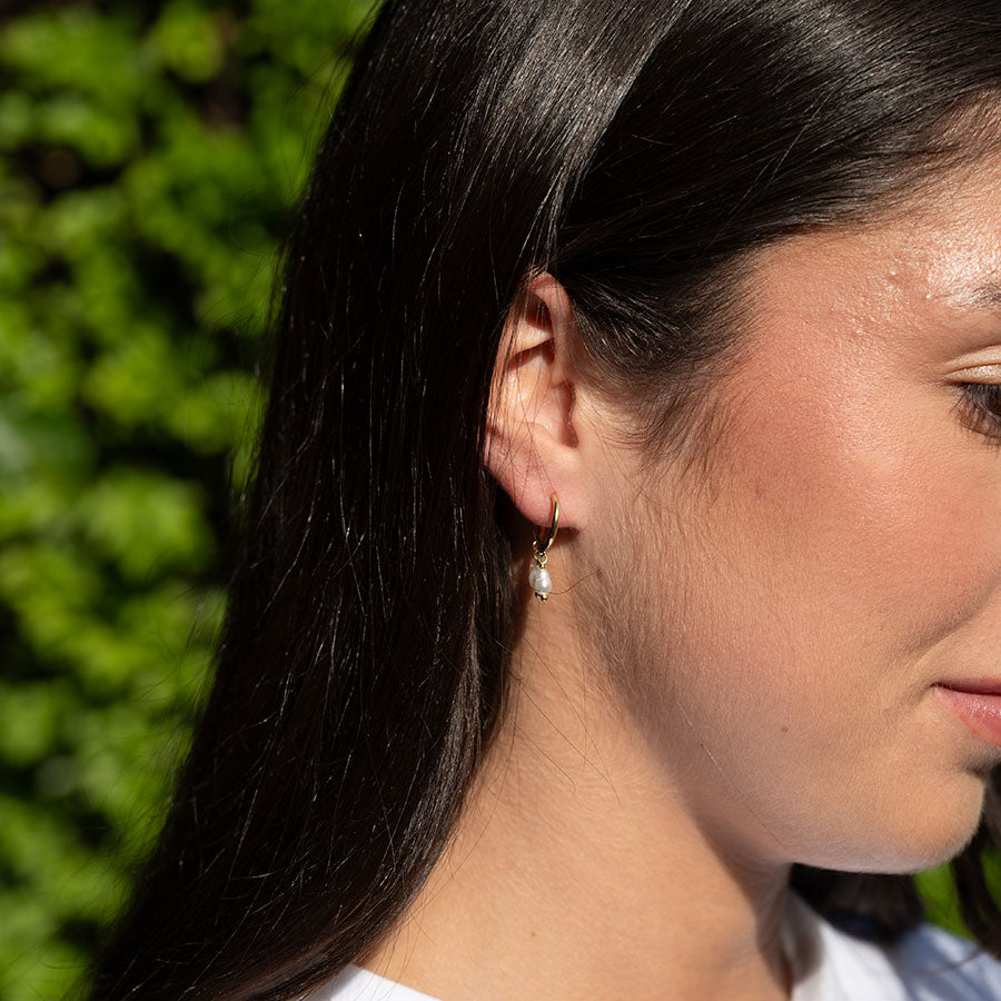 Lustre pearl drop earrings