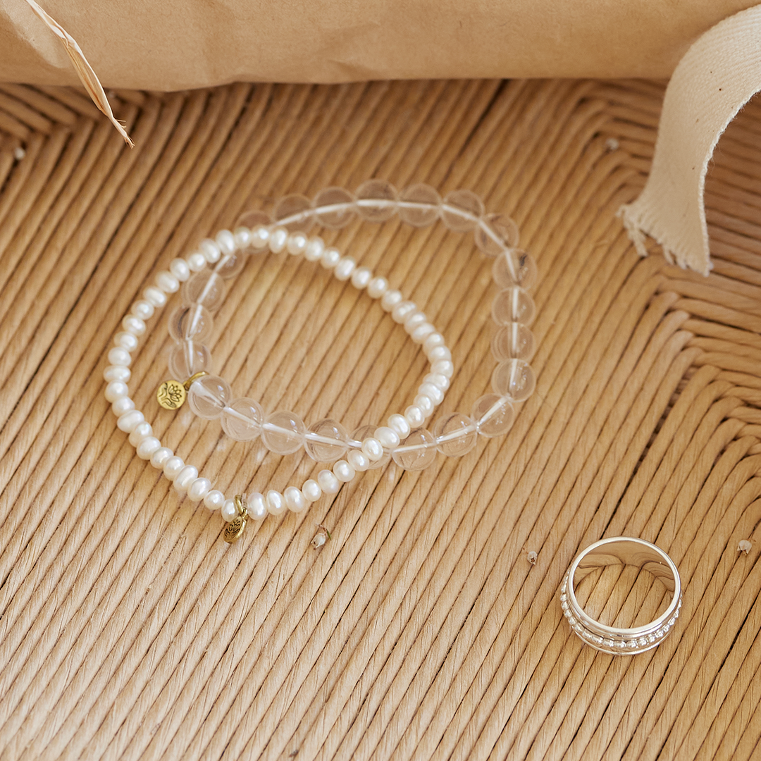Pearl healing gem bracelet