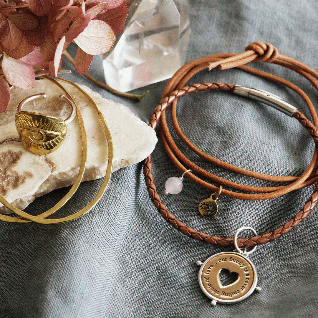 Family circle of love charm