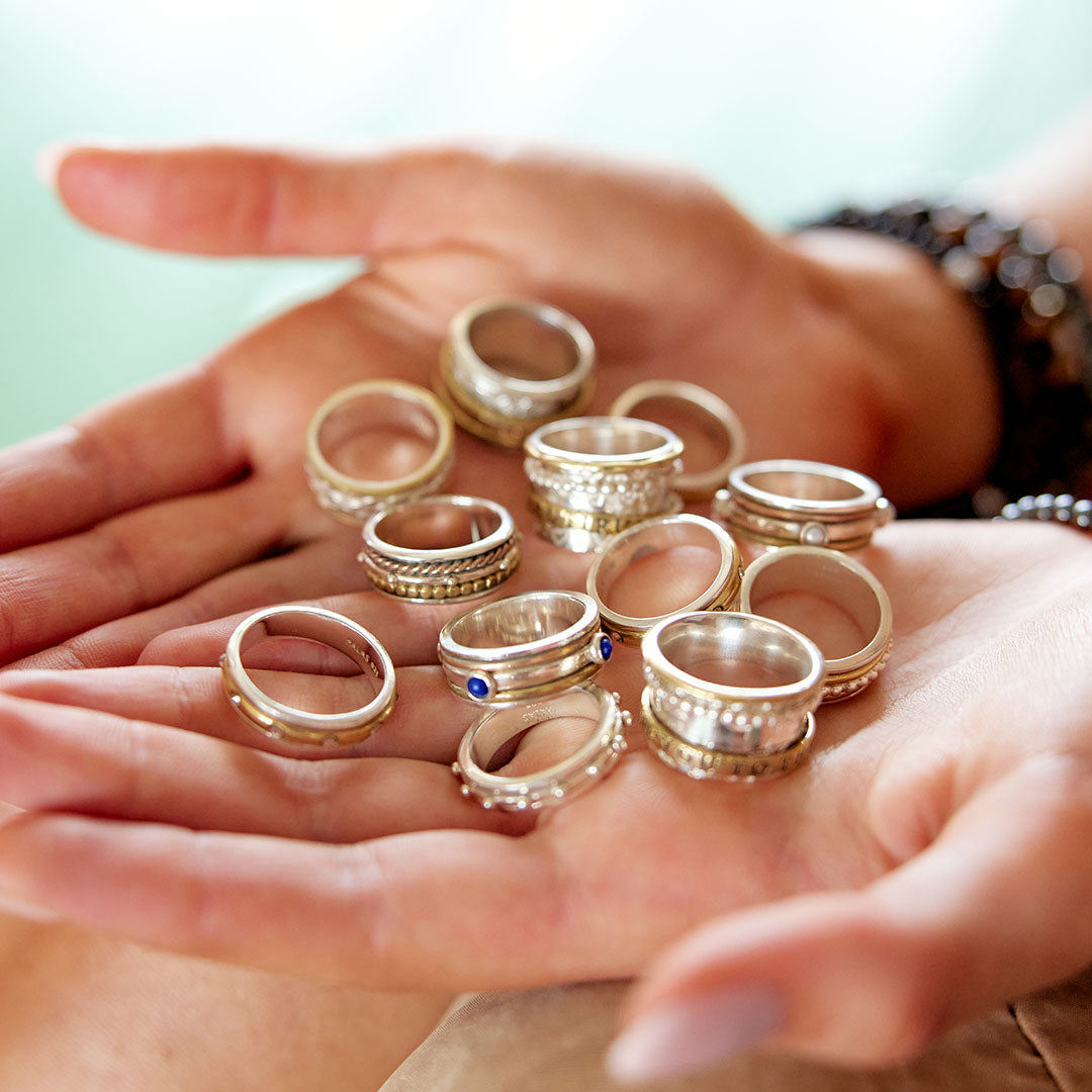 Moon and back meditation spinning ring