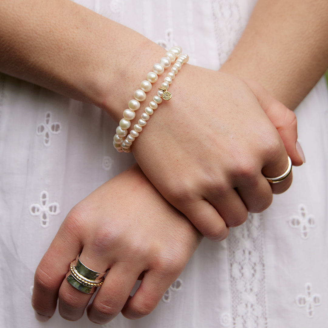 Pearl healing gem bracelet