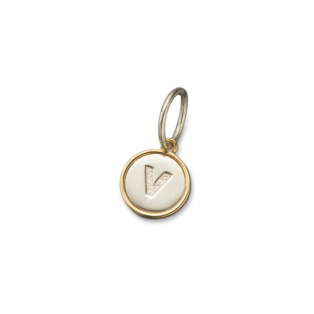 Dainty initial charm