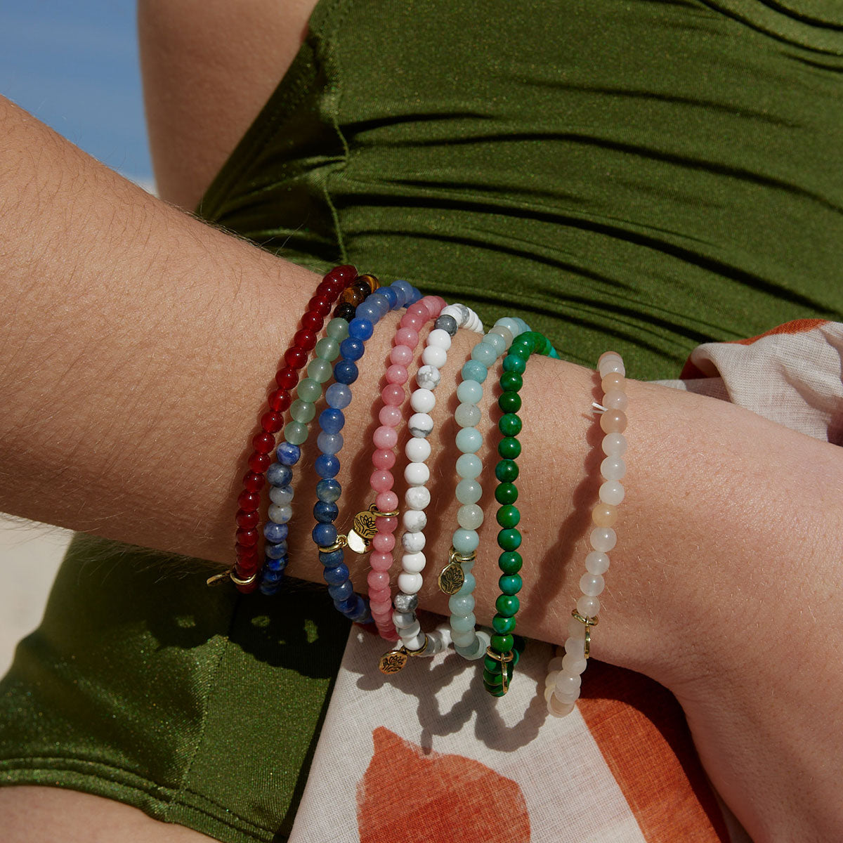 Green howlite healing gem bracelet