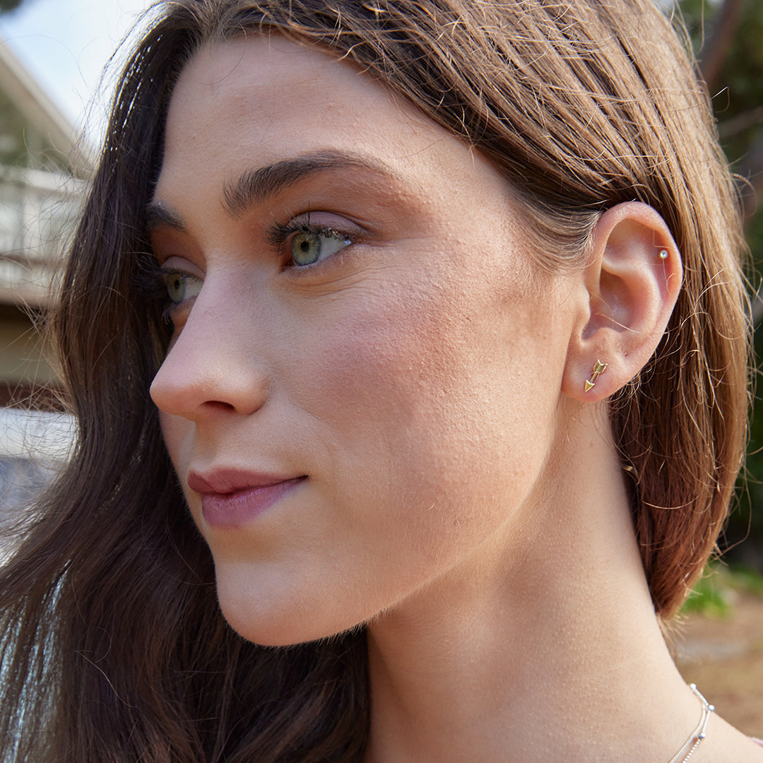 Arrow stud earrings